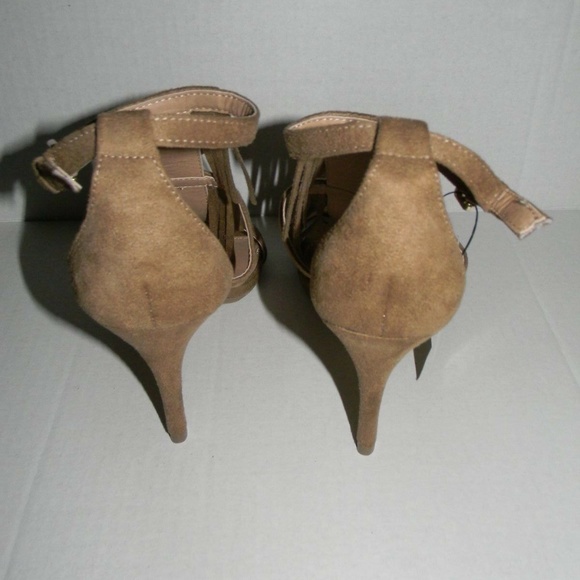 NEW Tan Fringe Heels Size 7 - Picture 3 of 5